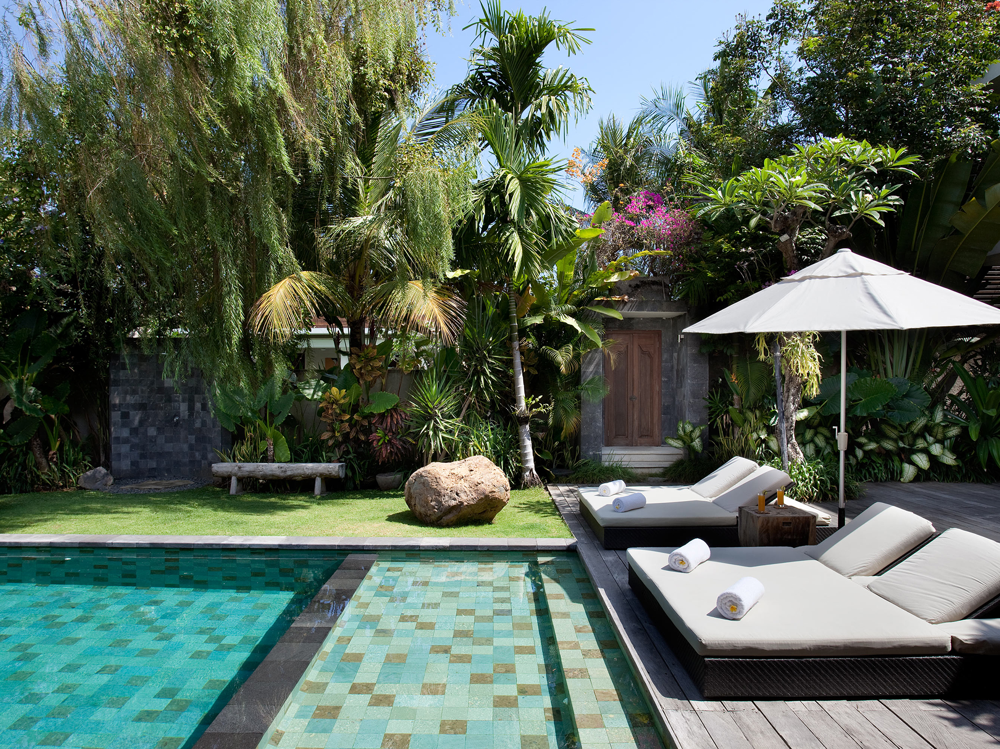 24. Villa Sarasvati - Poolside - Dea Villas - Villa Sarasvati, Canggu, Bali